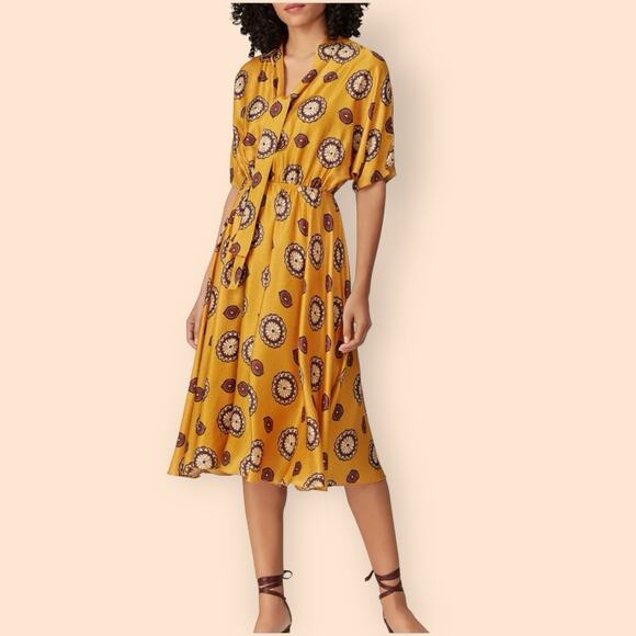 Nissa Golden Yellow Medallion Silk Blend Short Sleeve A-Line Midi Dress Sz 6 M - Picture 1 of 14